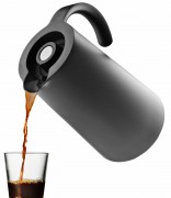 502850_rise_vacuum_jug_1l_black_h├ªldebillede_argb_high.WebP